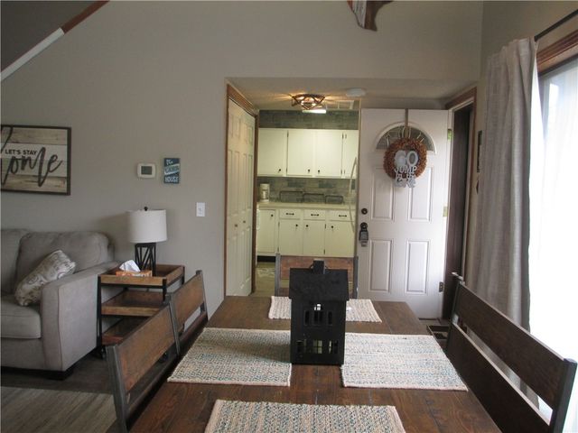 1 Beaver, Holiday Island, AR 72631