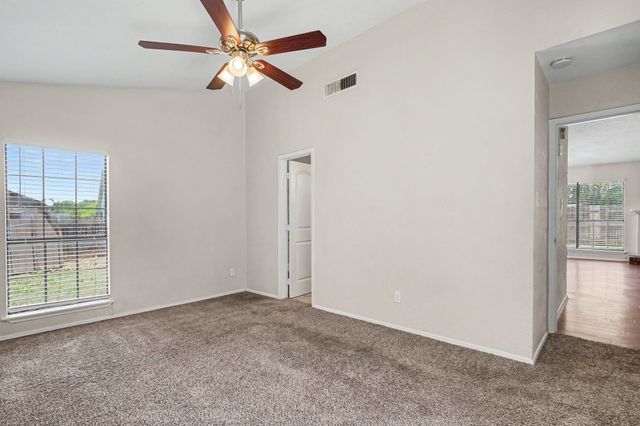 4245 Periwinkle Drive, Fort Worth, TX 76137