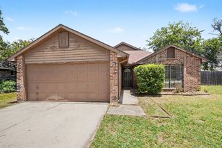 4245 Periwinkle Drive, Fort Worth, TX 76137
