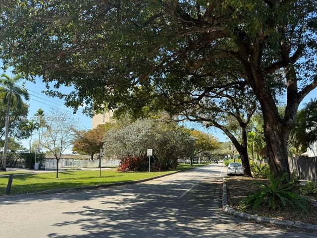 13503 NE 24th Pl 13503, North Miami, FL 33181