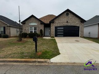 104 Crossing Place, Warner Robins, GA 31088