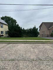 16 Highland Ave, Nutley Twp., NJ 07110