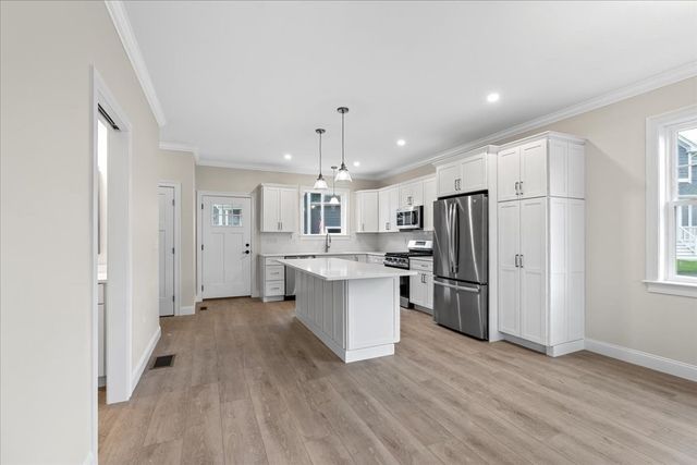 16 Ocean Pines Drive A, Bourne, MA 02562