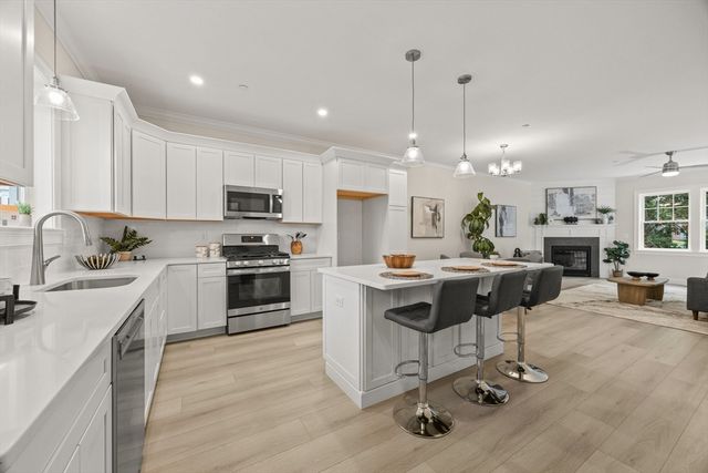 16 Ocean Pines Drive A, Bourne, MA 02562