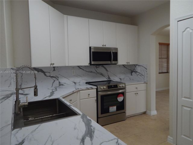 320 SW 87th Court, Miami, FL 33174