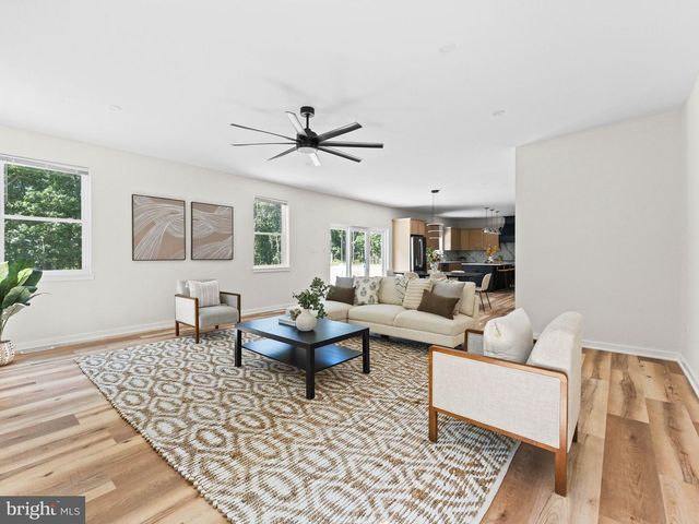 981 NEW BROOKLYN ERIAL RD, Sicklerville, NJ 08081