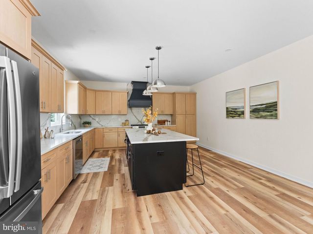 981 NEW BROOKLYN ERIAL RD, Sicklerville, NJ 08081
