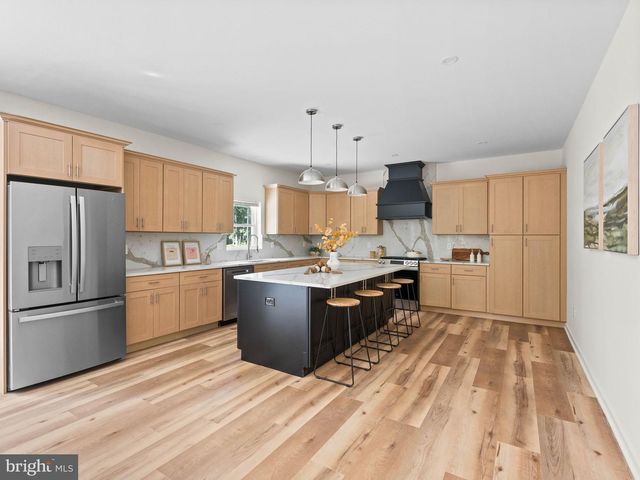 981 NEW BROOKLYN ERIAL RD, Sicklerville, NJ 08081