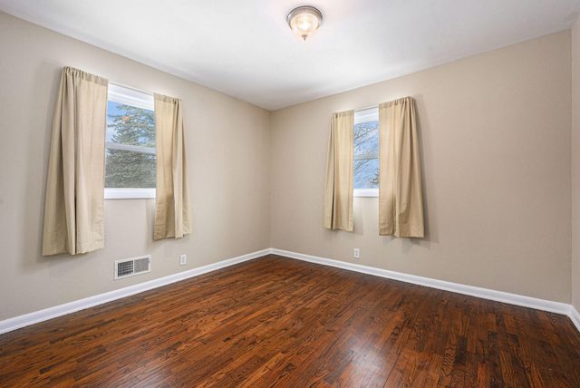 4854 E Y Avenue, Vicksburg, MI 49097