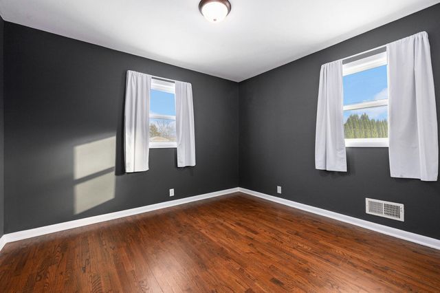 4854 E Y Avenue, Vicksburg, MI 49097