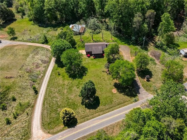 1848 Tower Road, Boonville, NC 27011