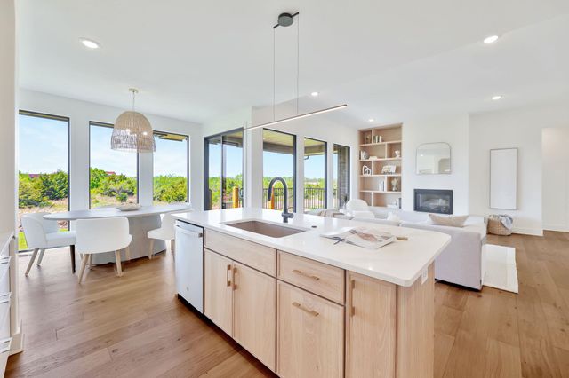 3239 N Bedford St, Wichita, KS 67226