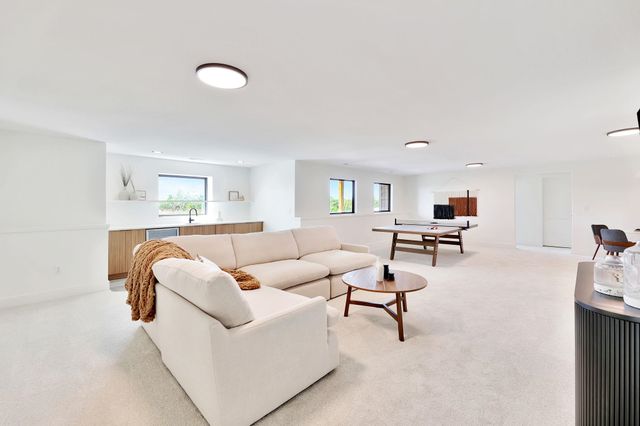 3239 N Bedford St, Wichita, KS 67226