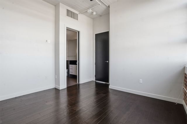 2600 W 7th Street 2508, Fort Worth, TX 76107