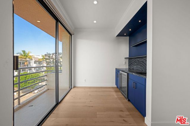 106 N Croft Avenue 301, Los Angeles, CA 90048