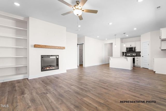 27 N Mistflower Street, Clayton, NC 27520