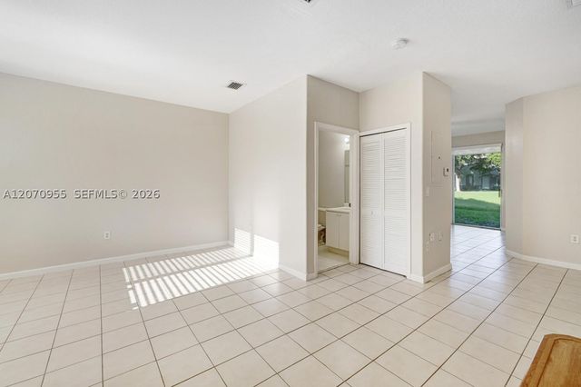 2828 SE 16th Ave 114, Homestead, FL 33035