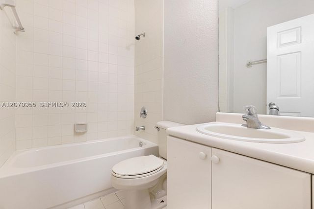2828 SE 16th Ave 114, Homestead, FL 33035