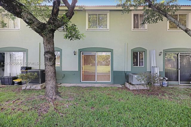 2828 SE 16th Ave 114, Homestead, FL 33035
