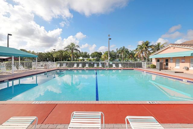 2828 SE 16th Ave 114, Homestead, FL 33035