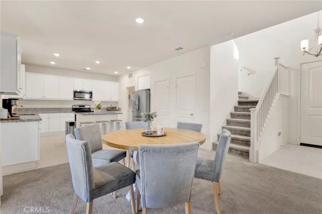 12644 Ojo Caliente, Victorville, CA 92392