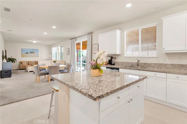 12644 Ojo Caliente, Victorville, CA 92392