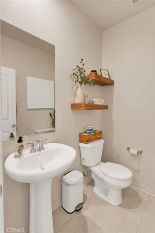 12644 Ojo Caliente, Victorville, CA 92392
