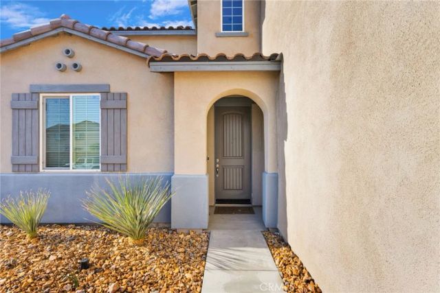 12644 Ojo Caliente, Victorville, CA 92392