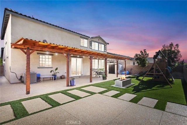 12644 Ojo Caliente, Victorville, CA 92392