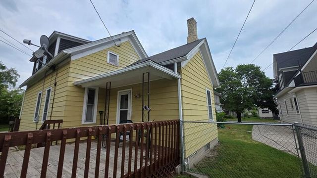 1423 N 17th STREET, Sheboygan, WI 53081