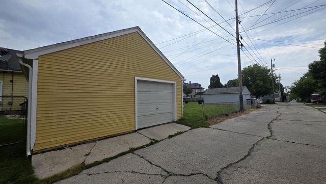 1423 N 17th STREET, Sheboygan, WI 53081