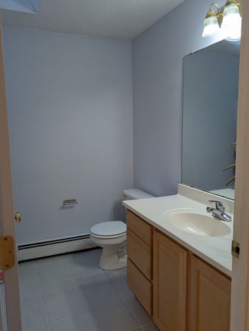38 Lake St, Spencer, MA 01562