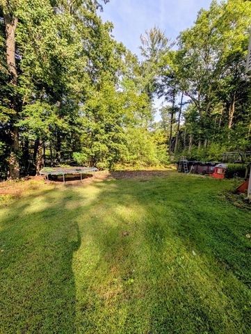 38 Lake St, Spencer, MA 01562