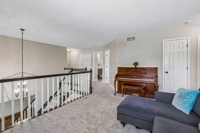 3790 Yellowstone Lane N, Plymouth, MN 55446