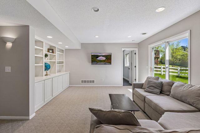 3790 Yellowstone Lane N, Plymouth, MN 55446
