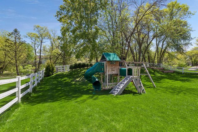 3790 Yellowstone Lane N, Plymouth, MN 55446