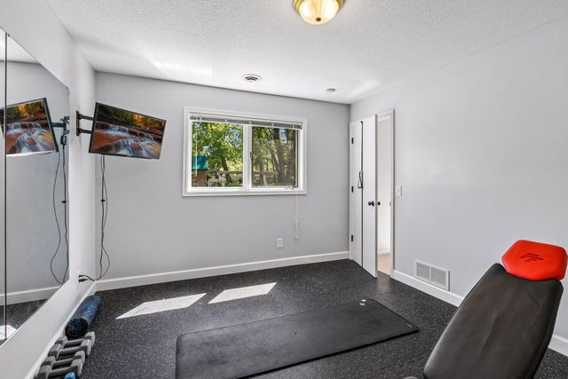 3790 Yellowstone Lane N, Plymouth, MN 55446