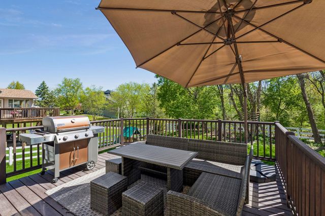 3790 Yellowstone Lane N, Plymouth, MN 55446