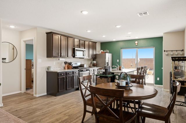 3852 Hernandez Street SW, Los Lunas, NM 87031