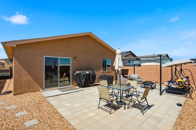 3852 Hernandez Street SW, Los Lunas, NM 87031