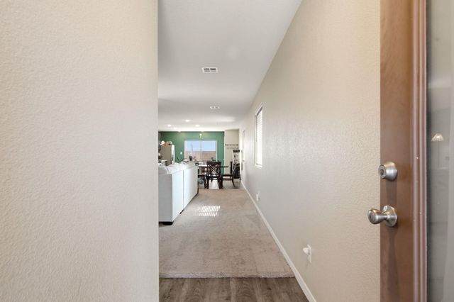 3852 Hernandez Street SW, Los Lunas, NM 87031
