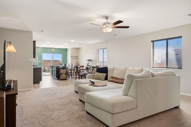 3852 Hernandez Street SW, Los Lunas, NM 87031