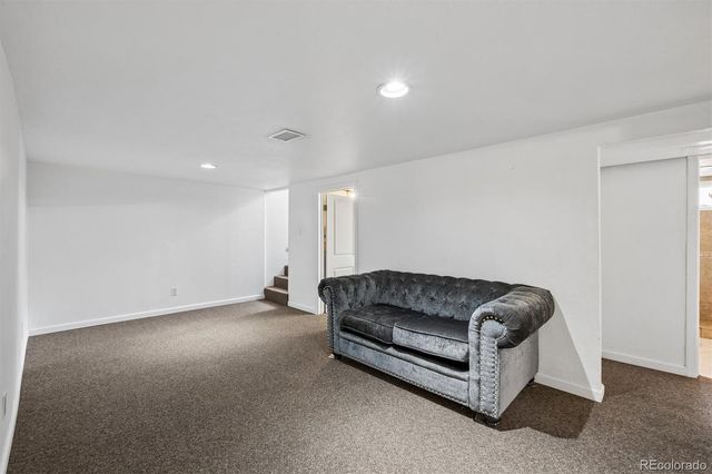 4695 S Clarkson Street, Englewood, CO 80113