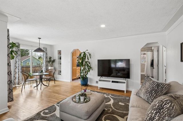 4695 S Clarkson Street, Englewood, CO 80113