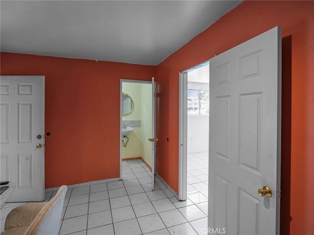 6958 37th Street, Riverside, CA 92509