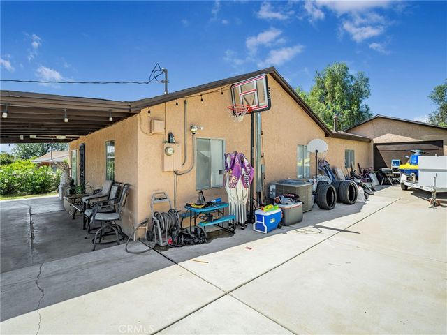 6958 37th Street, Riverside, CA 92509