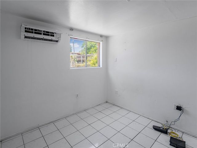 6958 37th Street, Riverside, CA 92509