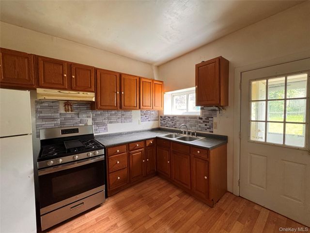 51 Benkard Avenue, Newburgh, NY 12550