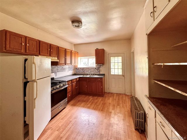 51 Benkard Avenue, Newburgh, NY 12550