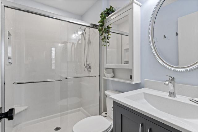 8750 Woodwind Drive, Lewis Center, OH 43035